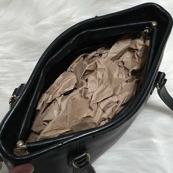 FIRM! RARE! Coach Vintage Framed Leather Pouch Hinged Frame Closure
